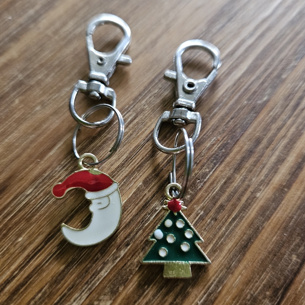 Festive Key & Card Holder Set - Red, Green, Silver